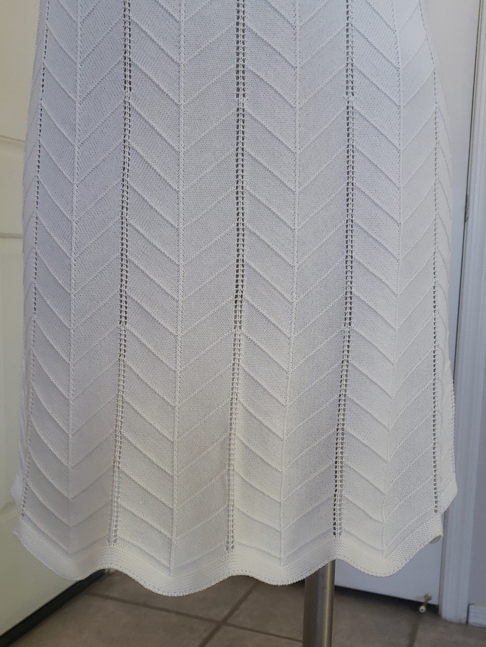 💐 Joie White Cotton Knit Crochet Dress • Chevron Textured Sleeveless Halter XS - Picture 8 of 12